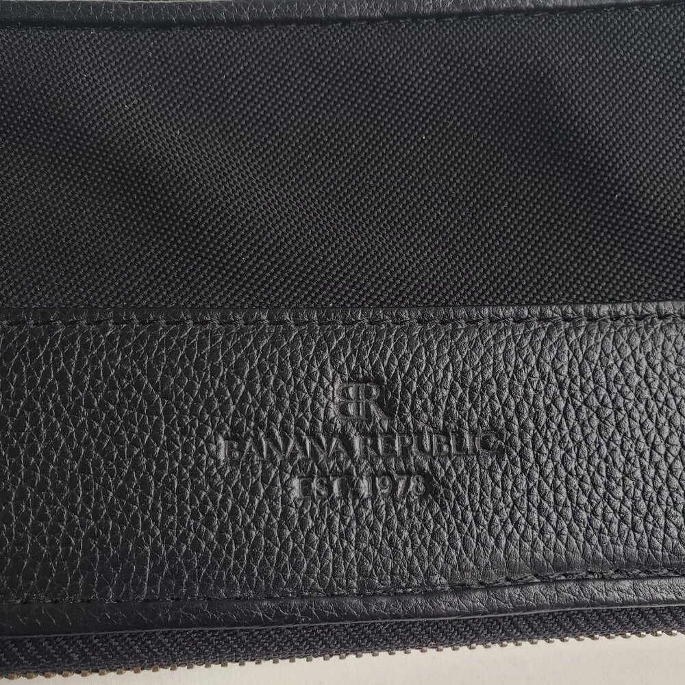 NWT sleek leather trim travel tie case - Picture 2 of 7